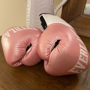 Everlast Pro Style Elite Training Gloves (8oz)